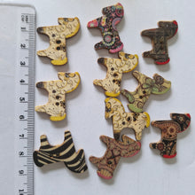 Load image into Gallery viewer, 10 Mixed Print Horse shape buttons 25mm approx.