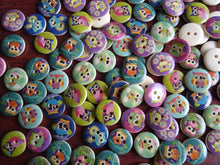 Load image into Gallery viewer, 52 Single Owl Buttons 15mm- brown back