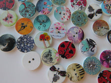 Load image into Gallery viewer, 25 Mixed print- floral, music, heart, animal, cat, butterfly, dream 15mm buttons