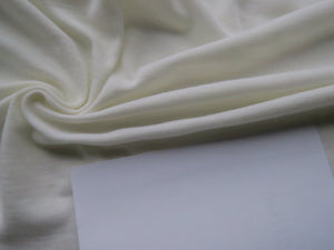 1m Devonshire Cream Rib Knit 100% Merino Wool 175g 138cm wide