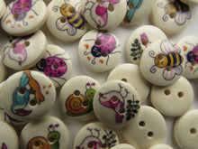 Load image into Gallery viewer, 10 mixed print Bee, Bird, snail, ladybug, butterfly 15mm buttons