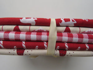 Christmas Joy Bundle of 5 Fat Quarters. Mixed prints- 100% cotton. 50 x 52cm per piece