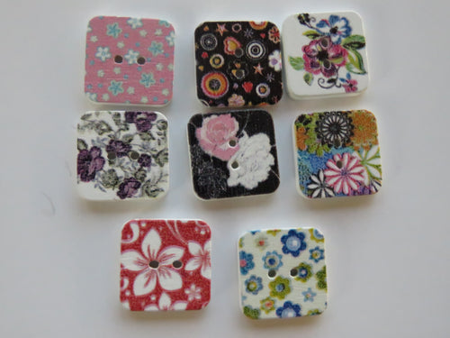 8 Square 15mm floral buttons