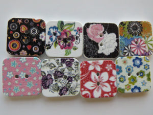 8 Square 15mm floral buttons