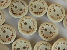 Load image into Gallery viewer, 50 x 15mm Handmade with Love and 2 hearts 15mm buttons