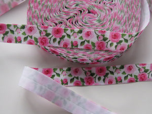 1m Pink roses  with green leaves print  on white fold over elastic FOE foldover elastic 15mm wide