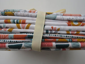 Doggy Day Out Fabric Bundle of 5 Fat Quarters. Mixed prints- 100% cotton. 50 x 52cm per piece