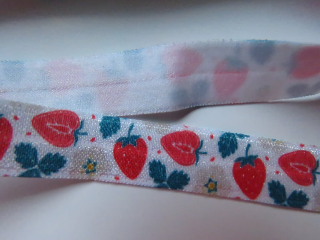 5m Strawberry print Fold Over Elastic 15mm wide FOE Foldover