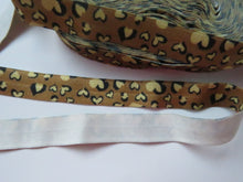 Load image into Gallery viewer, 5m Gold hearts on bronze 15mm wide fold over elastic FOE foldover elastic.