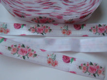 Load image into Gallery viewer, 4.7m Bunch of Pink Roses print on white Fold over Elastic FOE Fold over elastic 15mm wide