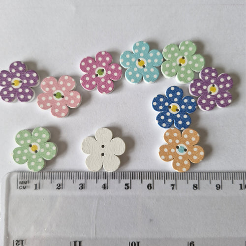 10 Flower Shape mixed colour buttons with white spots 20mm