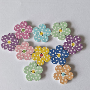 10 Flower Shape mixed colour buttons with white spots 20mm