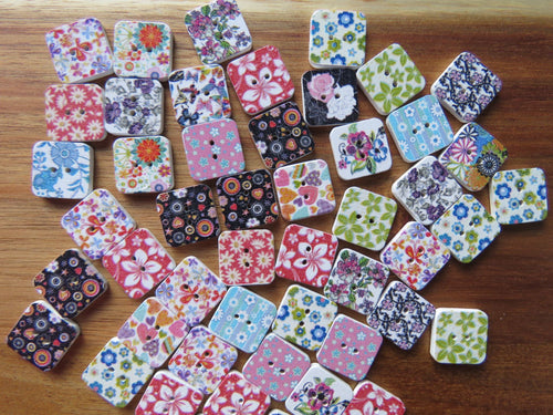 50 Floral Print Square White buttons 20mm