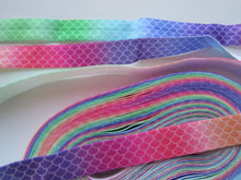 Load image into Gallery viewer, 5m Snake variegated rainbow Fold over Elastic FOE Fold over elastic 15mm wide