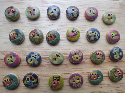 50 Owl print 15mm buttons-brown back